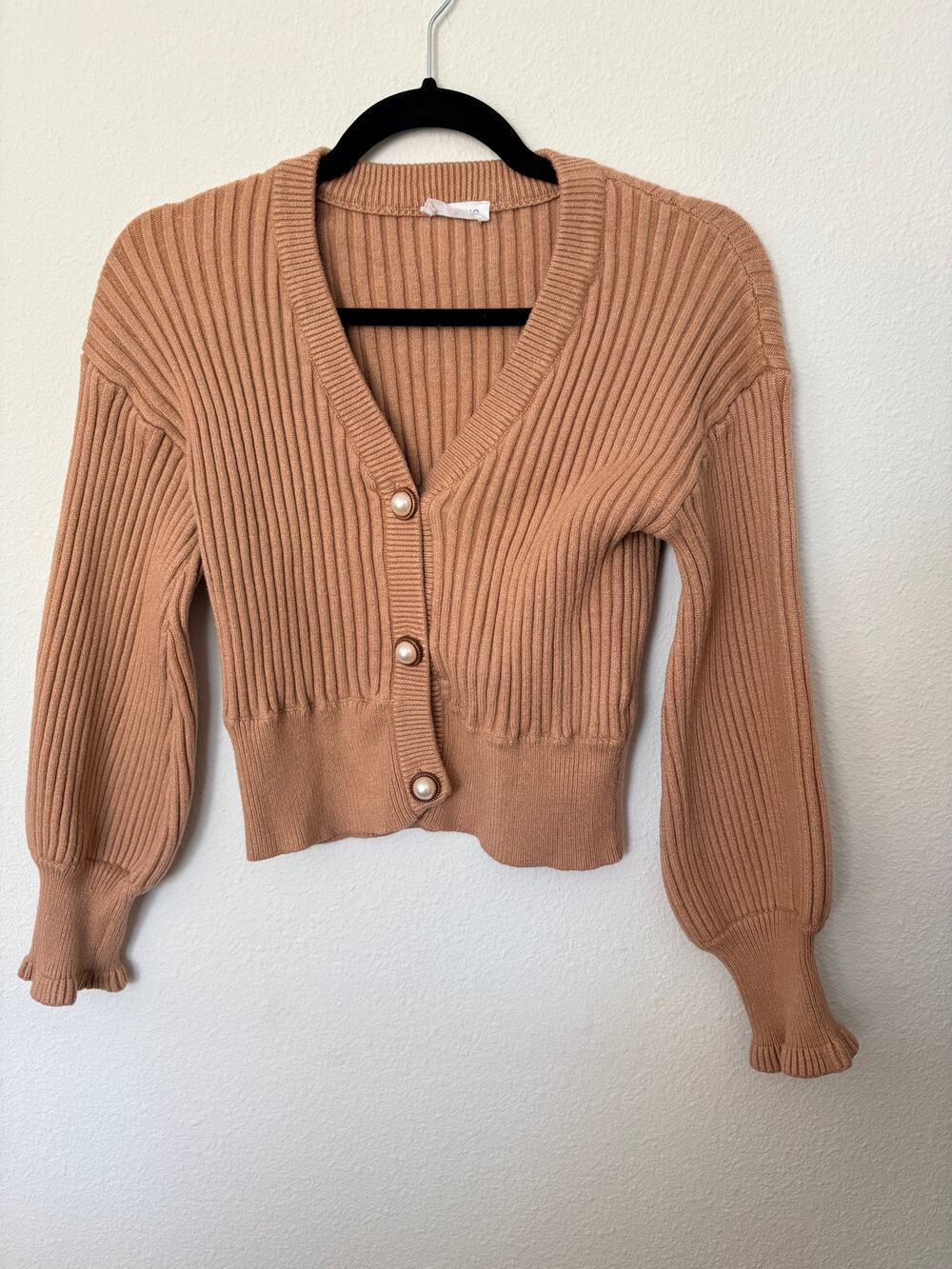 Vestique Tan Sweater Size Small - Fits like an XS